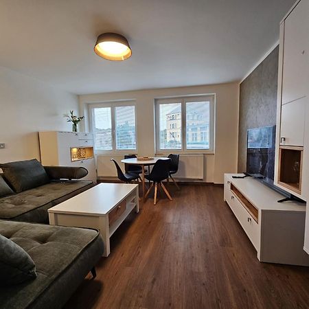 נימבורק Apartman U Labe מראה חיצוני תמונה