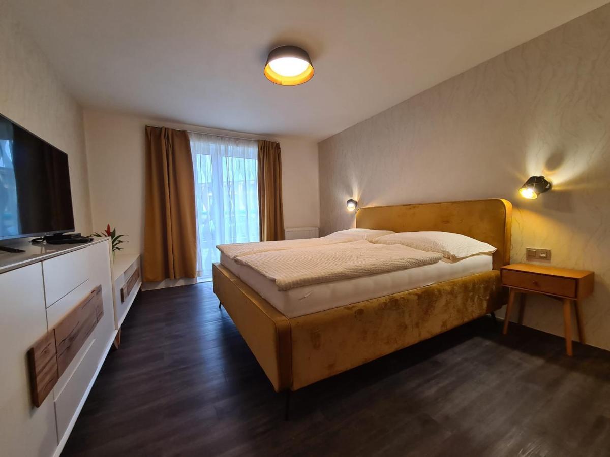 נימבורק Apartman U Labe מראה חיצוני תמונה