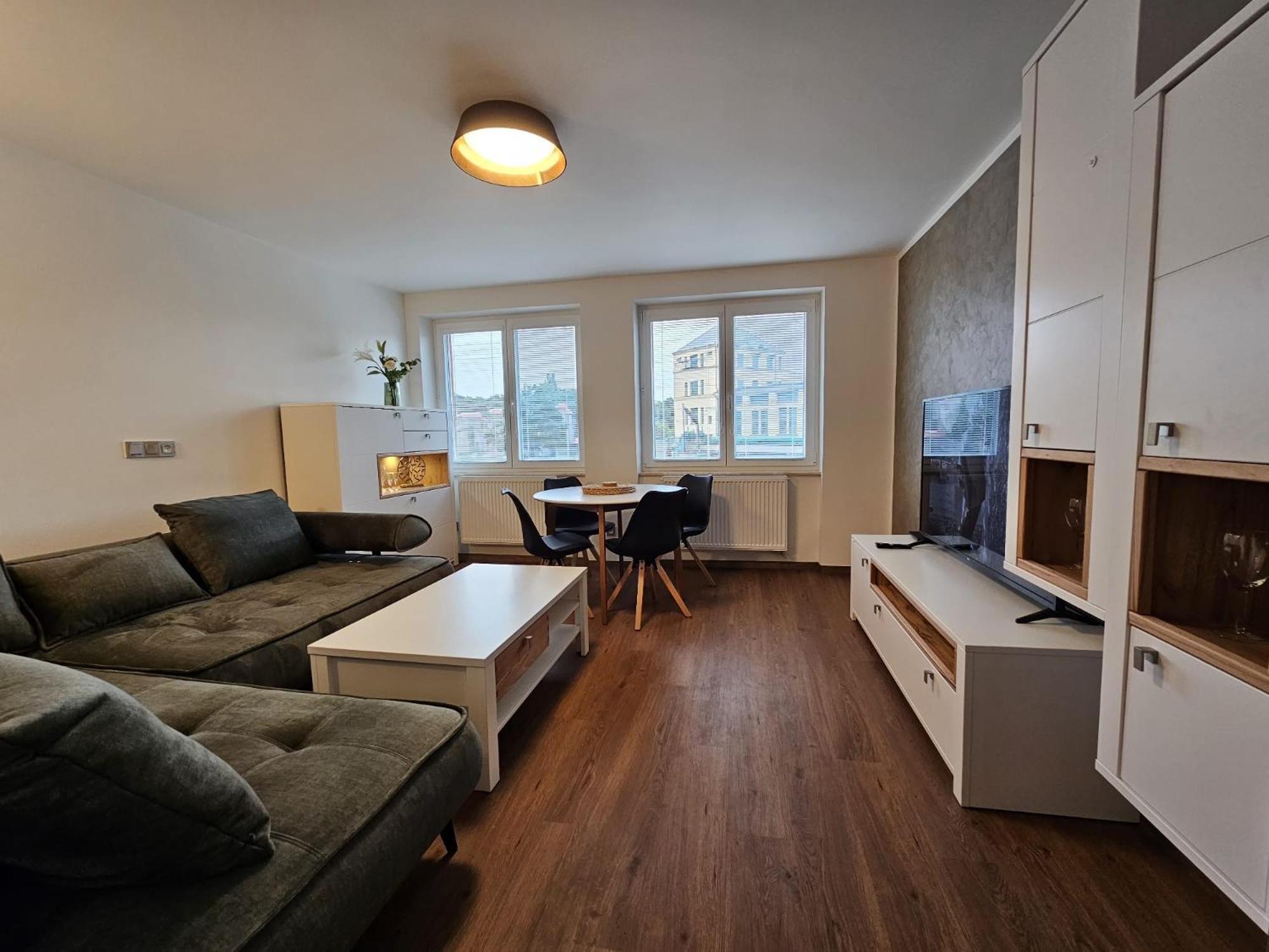 נימבורק Apartman U Labe מראה חיצוני תמונה