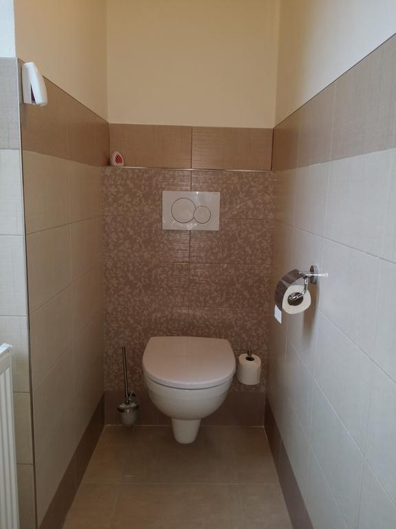 נימבורק Apartman U Labe חדר תמונה