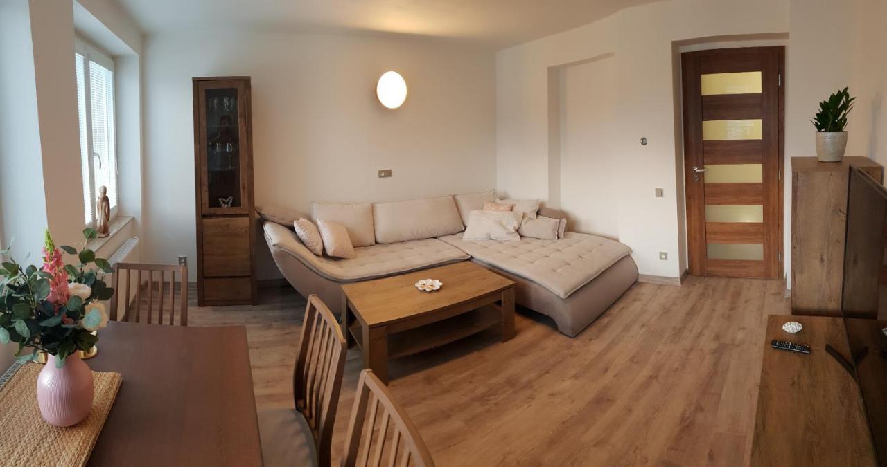 נימבורק Apartman U Labe מראה חיצוני תמונה